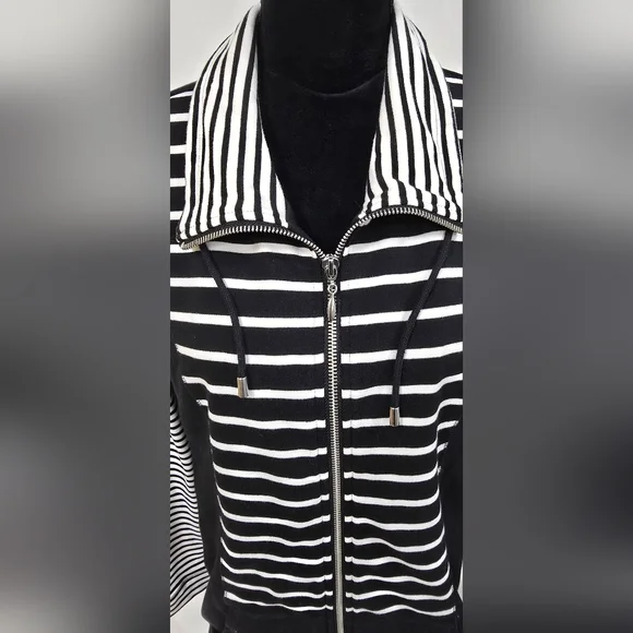 Chico’s Zenergy jacket women 3/XL  striped black/white athleisure outdoor - Picture 4 of 7